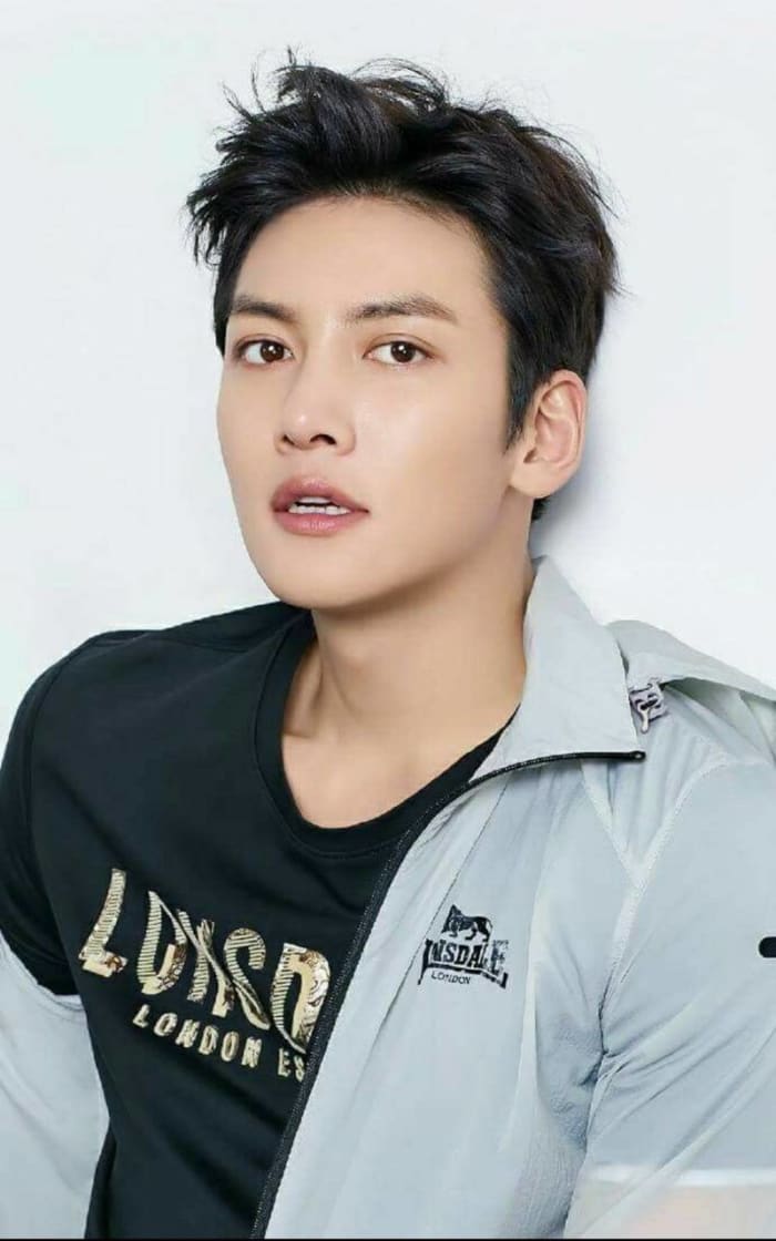 The 20 Most Handsome Korean Actors - ReelRundown