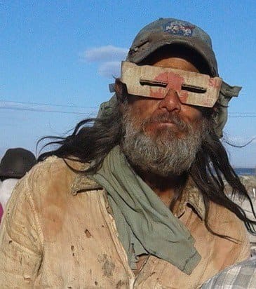This is Jim Carey. If you don't know he is in it, you won't even recognise him.