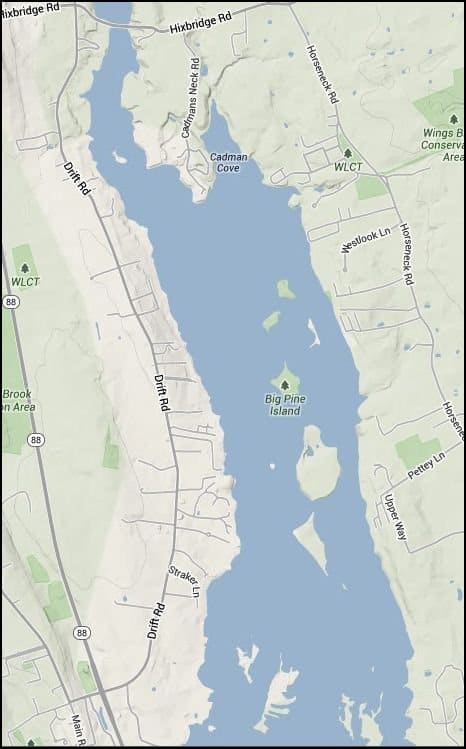 The river extends about a 1/2 when it reaches Cadman Cove.(Notice Hixbridge Rd near the top as a reference.)