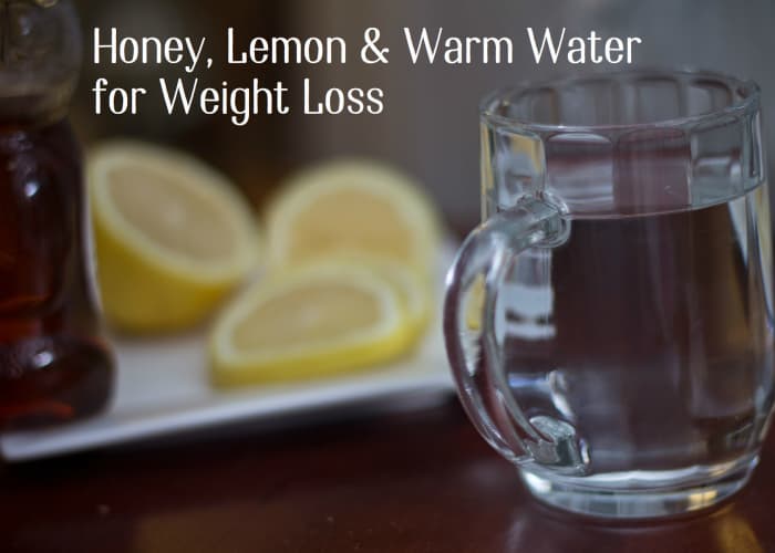 Warm water with honey and lemon make a delicious drink that will help you feel full and lose weight.