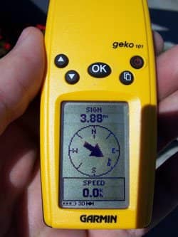 Speed is 0.0 because I stopped to take this picture. But you can see I need to head SE, and walk another 4 m or so.