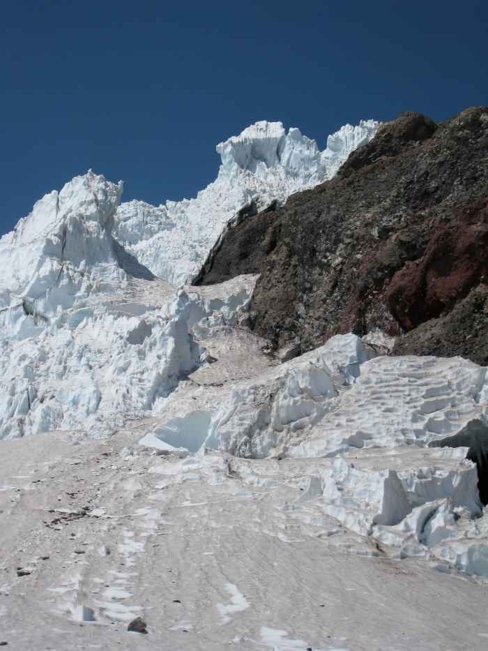 Top 7 Dangers of Climbing Mt. Rainier SkyAboveUs