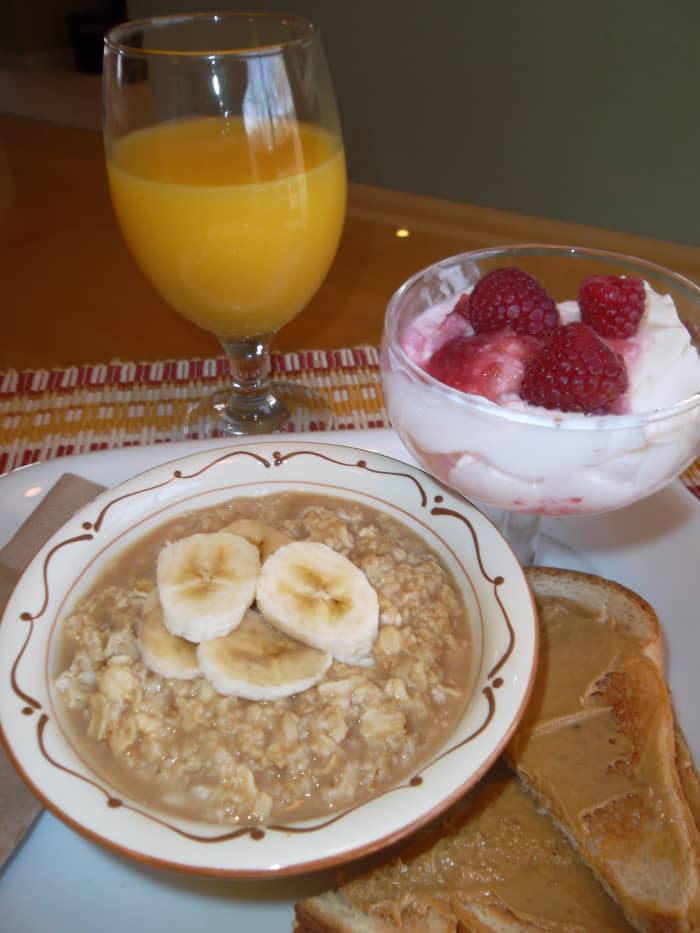 Breakfast Foods That Are Healthy Sources of Protein - CalorieBee