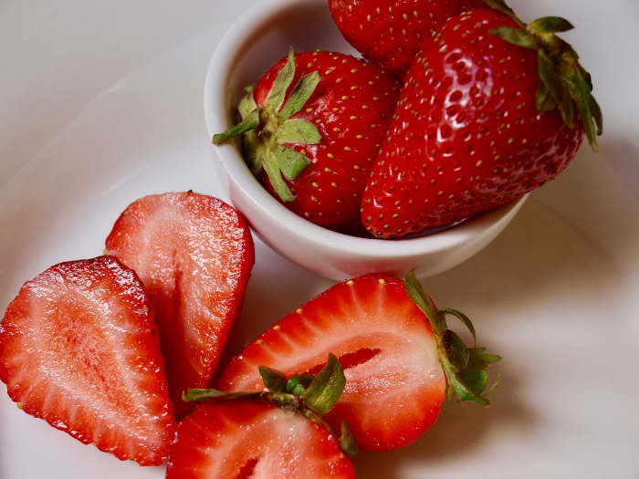 Strawberries contain vitamins and minerals that can reduce inflammation and help fight free radicals.