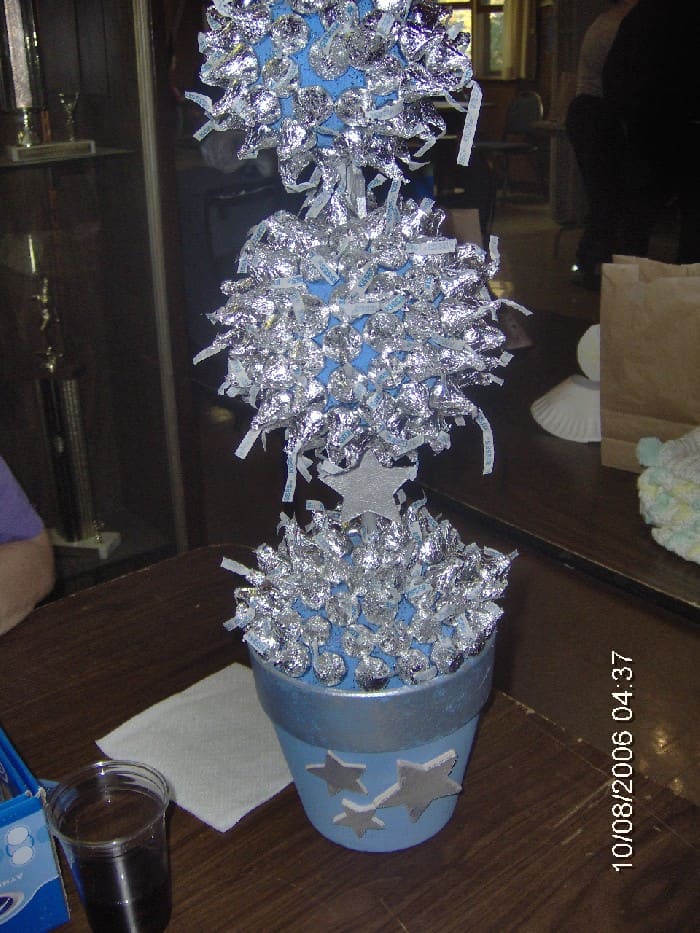 On top of our store donations, we made two of these Kissing Bushes to be raffled off.