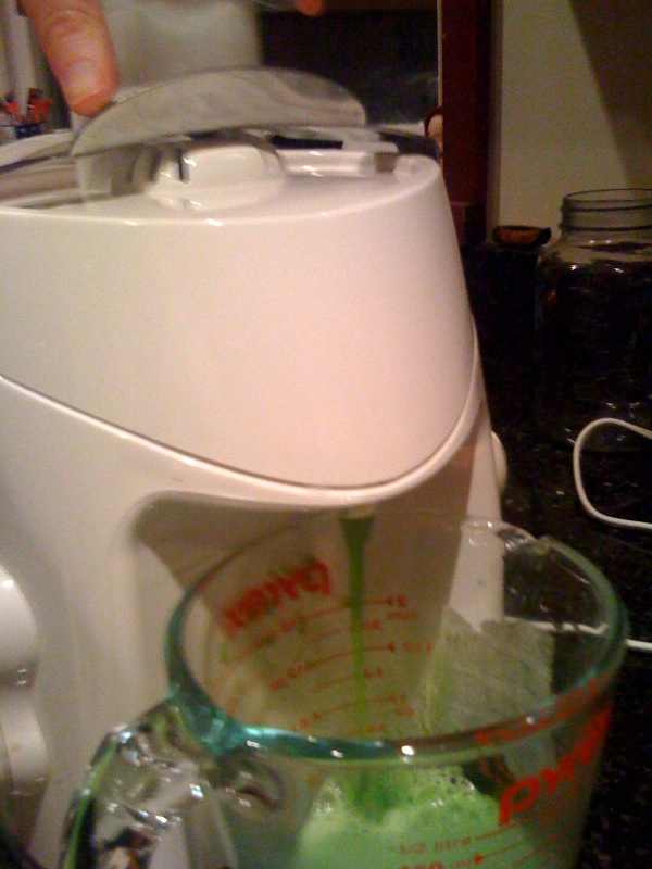 The Side Effects of Juicing, the Blueprint Cleanse, and Juice Fasts