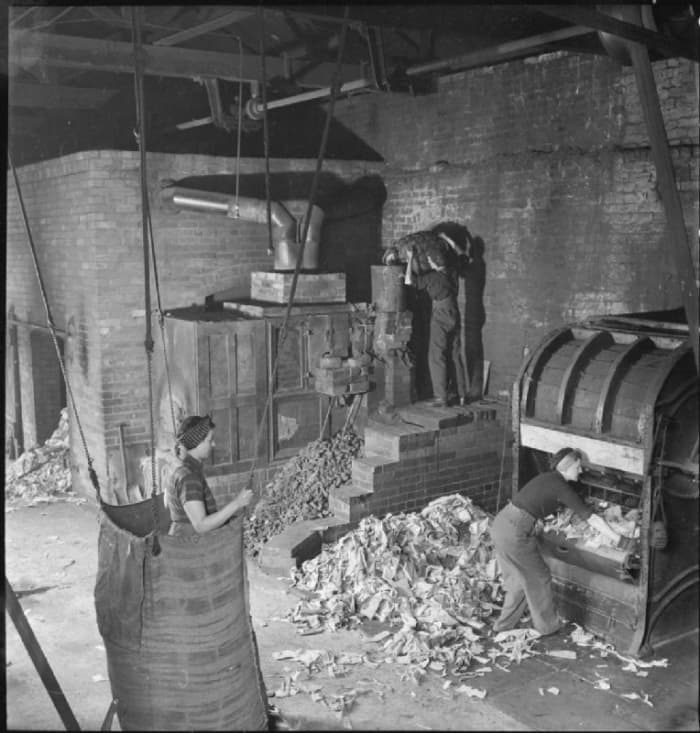 Old Rags Into New Cloth- Salvage in Britain, April 1942