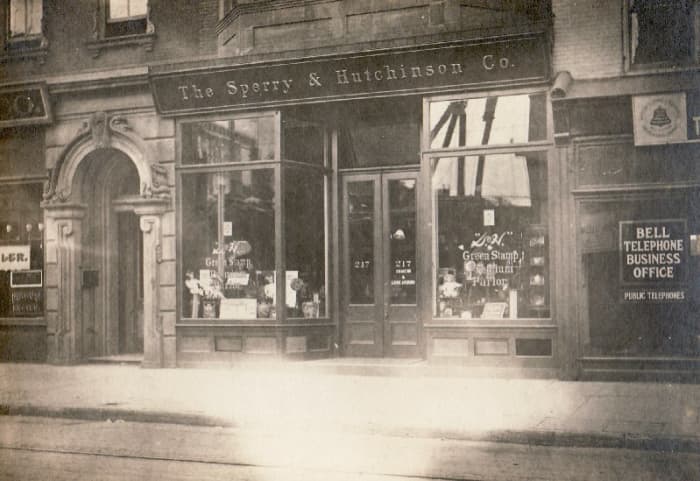 Myer Brooks's store in Trenton, New Jersey. The Facade of the Trenton S&H Redemption Store in the Early 1900's.