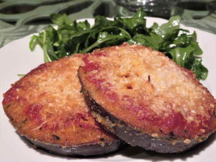 Healthier Eggplant Parmesan That Tastes Absolutely Divine Delishably