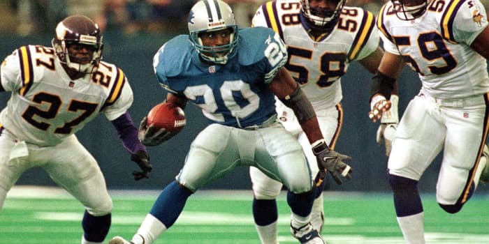 Barry Sanders is the second-best statistical running back out of the four mentioned in this article. He's second all-time in rushing yards per game with 99,8.