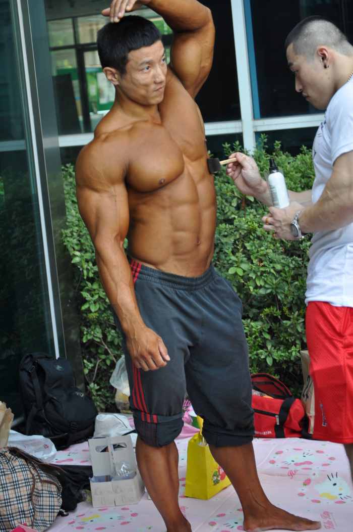 Mr. Korea 1999 Korean Bodybuilder Kang Kyung Won (강경원 선수) HowTheyPlay