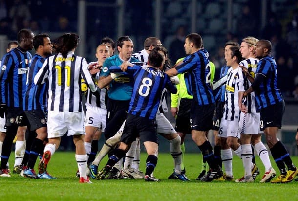 15 Best Football (Soccer) Derbies/Rivalries In The World - HowTheyPlay