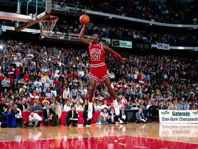 10 Memorable Michael Jordan Moments - HubPages