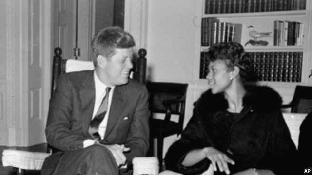 Wilma Rudolph with President John F. Kennedy.