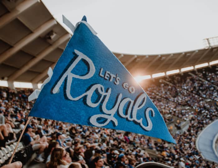 The 20 Best Team Cheers And Chants For Sports HowTheyPlay