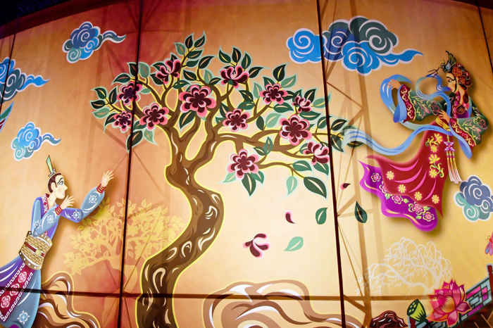 The legend of Hou-Yi and Chang’e is inseparable from the Chinese Mid-Autumn Festival and mooncakes.