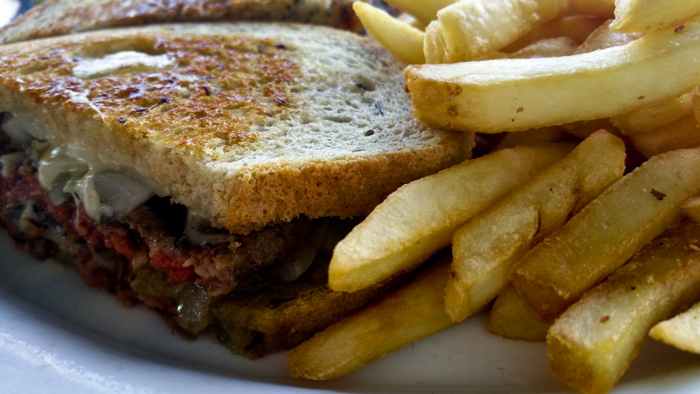 A perfect patty melt