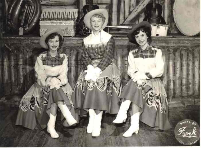 A Biography of the Exceptional Singer Mary Marshall - HubPages