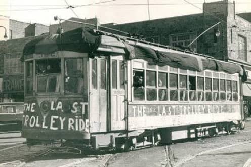 A sad day in Yonkers in November 1952 when the trolleys made their last run on routes throughout the city. They were immediately replaced by buses following the same routes. Source: