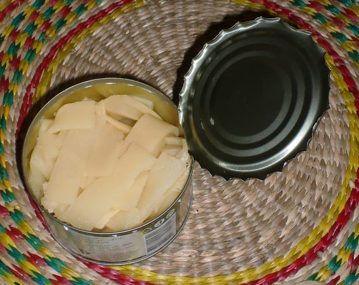 Canned bamboo shoots
