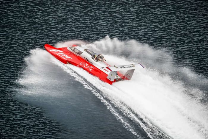 Top 7 Fastest Boats In The World - HubPages