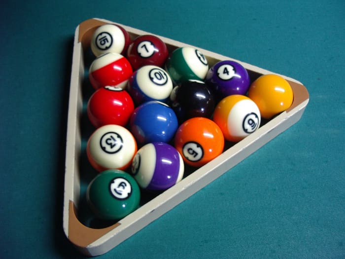 As you can see there is a gap between the balls and the base of the rack. This shows that the balls have been tightened towards the front.