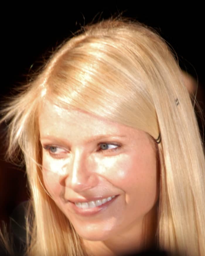 Makeup for Blonde Hair, Blue Eyes, and Fair Skin. Gwyneth Paltrow's Makeup