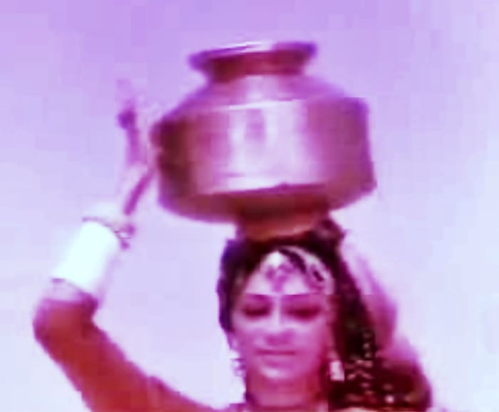 Simi Grewal in Do Boond Pani. A melodious song about womenfolk going out to fetch water for their households.