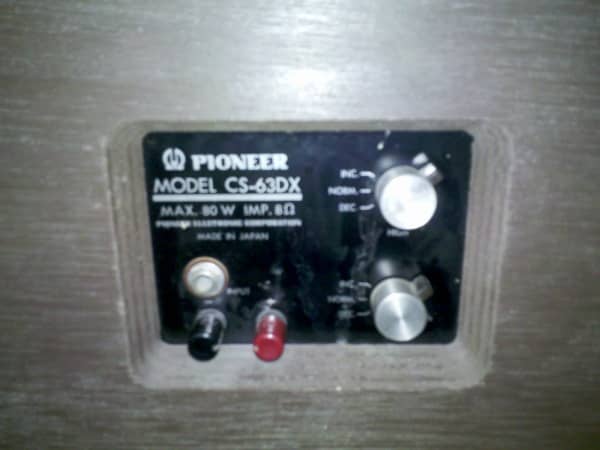 Potentiometers shaping the mid-range and treble of many older speakers are subject to corrosion and oxidation.