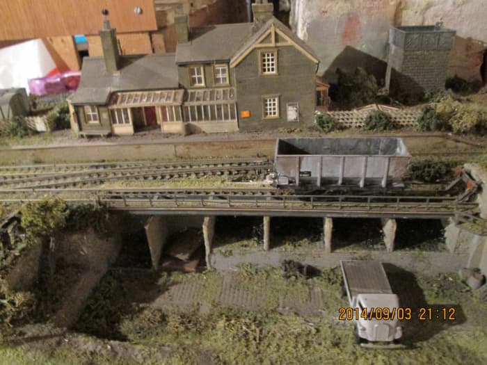 The small coal depot opposite the station platform, long enough to take three hopper wagons. The wagon in the picture is a BR-built hopper. Kit is Parkside PC77 with Modelmaster transfers and Smiths 3-link couplings and weathering for effect
