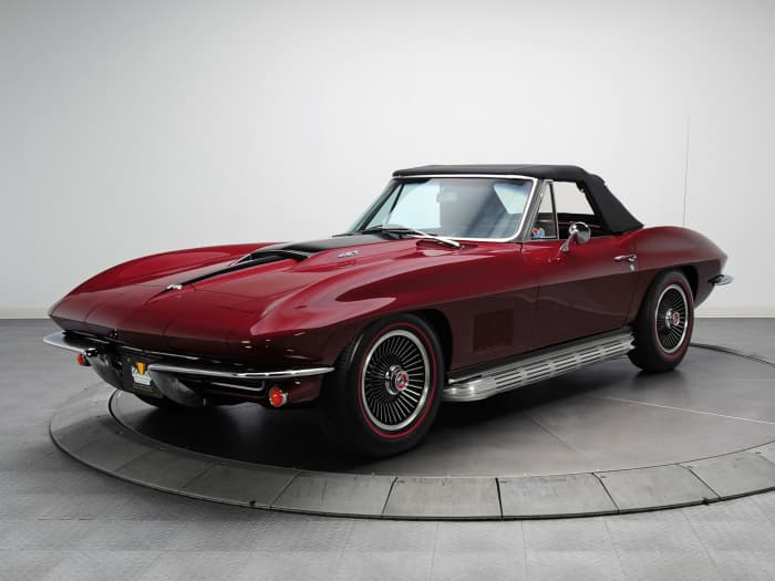 The 1967 Chevrolet Corvette 427 Stingray could blow through the quarter mile in 13.1 seconds hitting 110 miles per hour