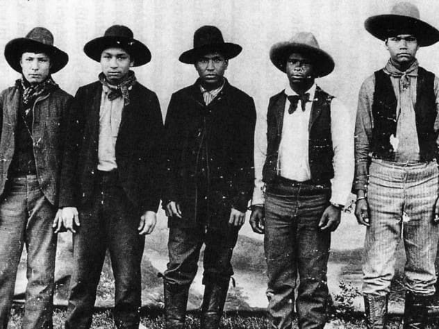 The leader of this gang, Rufus Buck, is in the center. The son of a black father and a Creek indian mother, he dreamed that his gang’s spree would trigger an indian uprising that rid the area of the white people and return the land to the indians.
