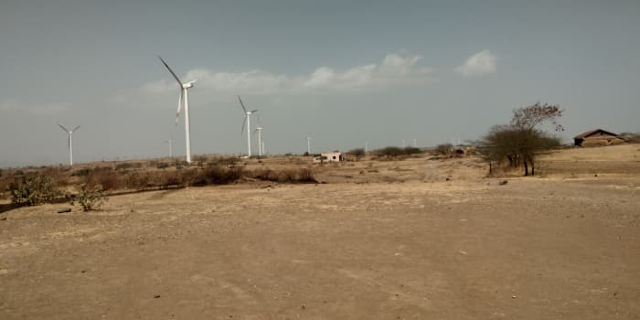Windmills near Sinnar - Summer Road trip This scene changed to grasslands within an hour, showing me that nothing is permanent.