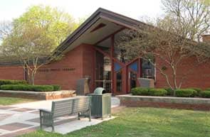 Lake Geneva Public Library (James Dresser, 1954) One of the city's most recognizable buildings, the prairie style building overlooks the lake from its downtown location in Library Park. The unique building has become a key stop for not only library p