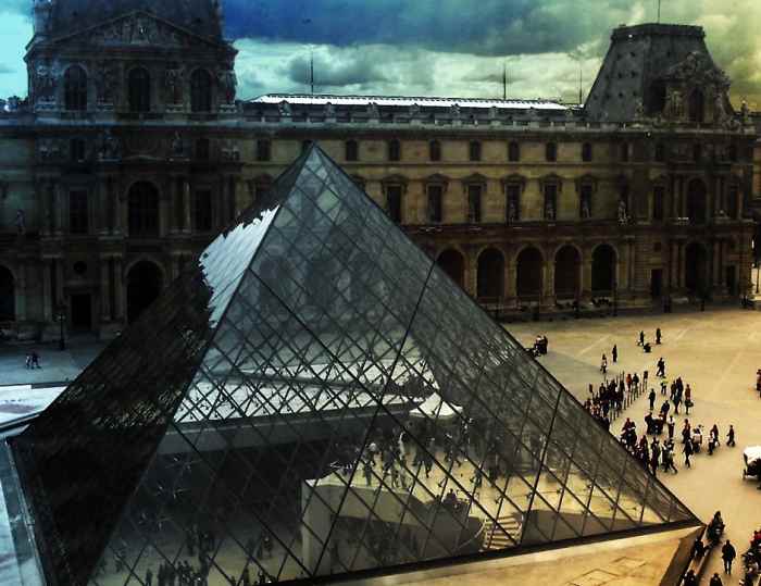 To find your interest niche, you must start exploring. Visiting museums and art galleries, reading books, watching documentaries and other such activities are great ways to start exposing yourself to different forms of art.