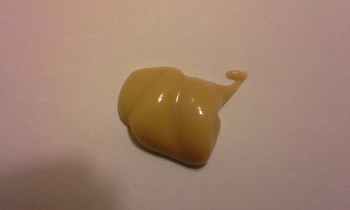 This is the color of Peace Love and Cupcakes. See how there's some color, but it's not too dark? That's a 10x bronzer.