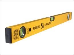 A good quality spirit level in necessary to do a good job, as I have already said, bricks must be laid level and plumb and this is what you can do with a good level, the most used bricklayers level is 1.2 m long