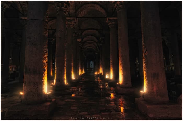 In Assassin's Creed: Revelations, Ezio Auditore is given the chance to explore a section of this cistern in a memory sequence entitled The Yerebatan Cistern.