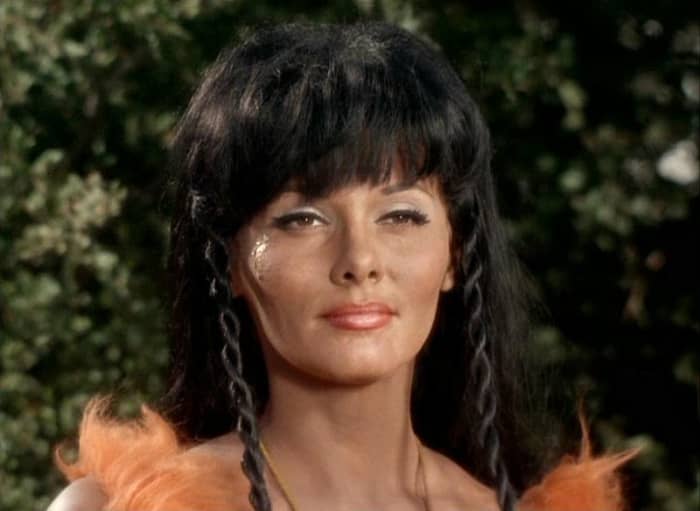 10 Sexiest Women of Star Trek - HubPages