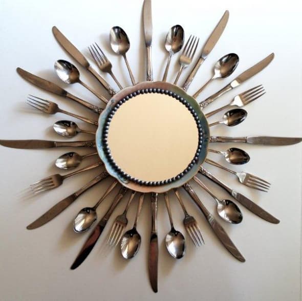 Silverware mirror made by Beverly at FlamingoToes.com. See the link below for instructions on making your own.