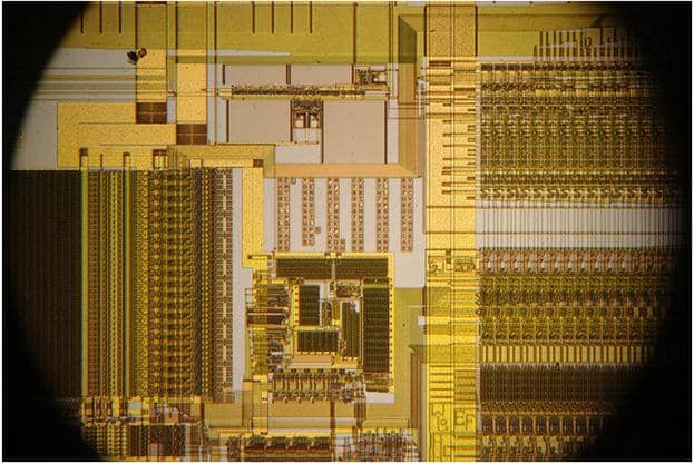 Intel 486 Internals Obtained under Creative Commons license from http://www.flickr.com/photos/yellowcloud/4525279686/in/photostream/#