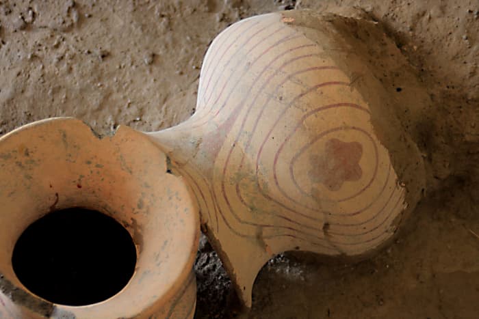 Several phases of pottery design have been uncovered at Ban Chiang. Most distinctive and characteristic is this red-lined design, dated between c1000-500 BC.