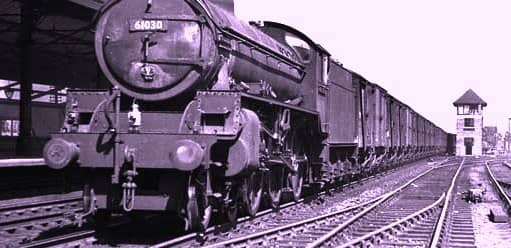 B1 4-6-0 showing its lamp code on a Class C/4 working at Northallerton high level station - see below, 'BR lamp codes'