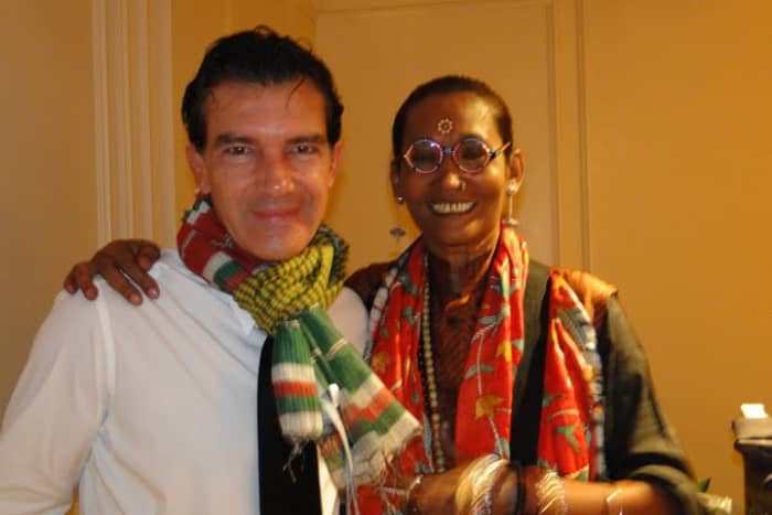 Antonio Banderas sporting a Bangladeshi Gamcha standing next to famous Bangladeshi Fashion Model and Designer Bibi Russel