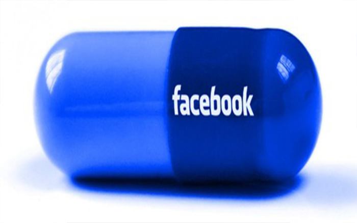 Is Facebook an Addiction? In recent years the mental health community has become increasingly interested in the impact that modern technology has on our lives - both positive and negative. It is very likely that you know people who absolutely must ch
