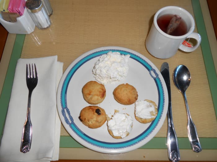 Afternoon snack in the Horizon Court buffet. Scones with fresh whipped cream and herbal tea became an absolute favorite of mine.