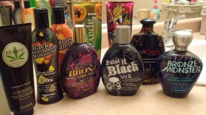 Tanning is a lot more than just sitting out in the sun. Getting a good tanning lotion helps men's skin to not only have the proper nutrients for a tan, but also retain the moisture and healthy feel you're looking for.