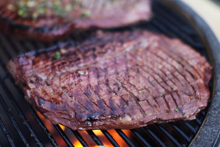 How to BBQ Perfect Flank Steak (With Grill Time & Temp Chart) - Delishably