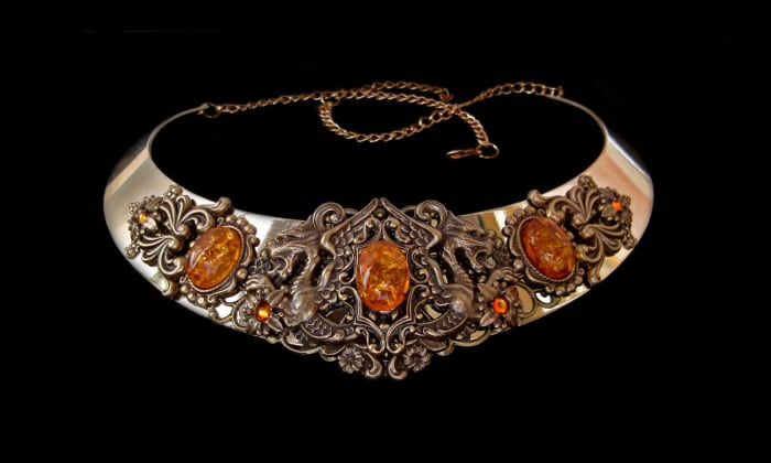 The Brisingamen - Brising neck-piece or necklace made by the dwarves Alfrigg, Dvalin, Berling and Grerr in their underworld smithy - she had to submit to being bedded by each in turn in order to gain the necklace