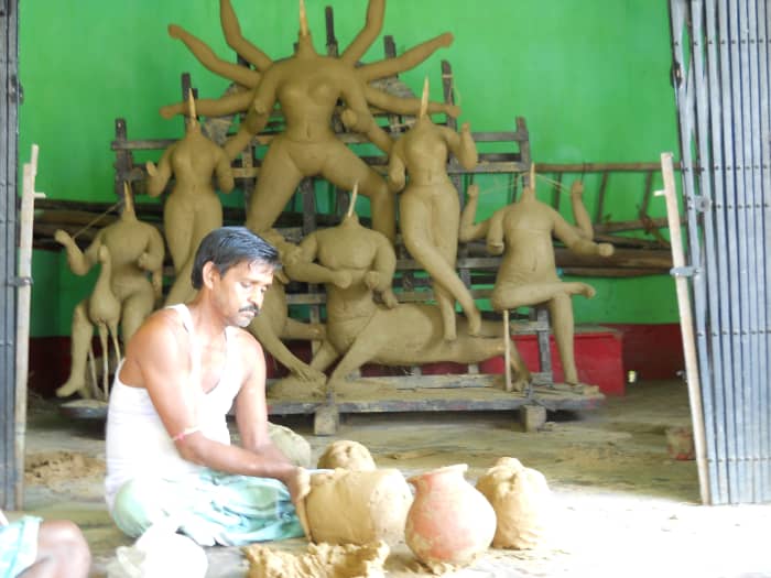 The idols being made